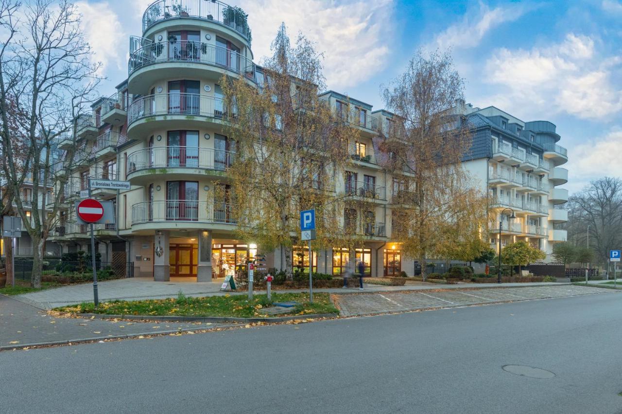 Apartment With Balcony Trentowskiego By Renters